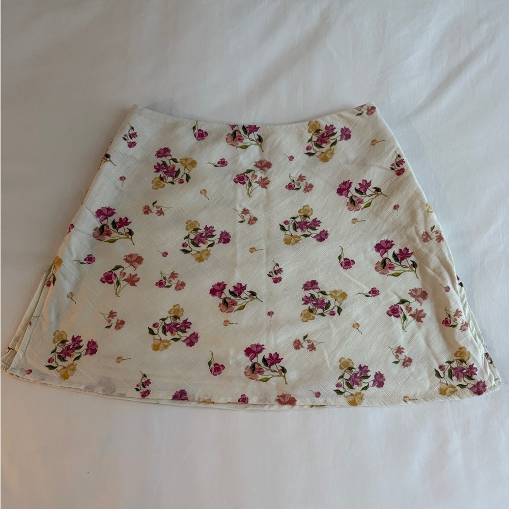Princess Polly Floral Mini Skirt - Cream and Pink